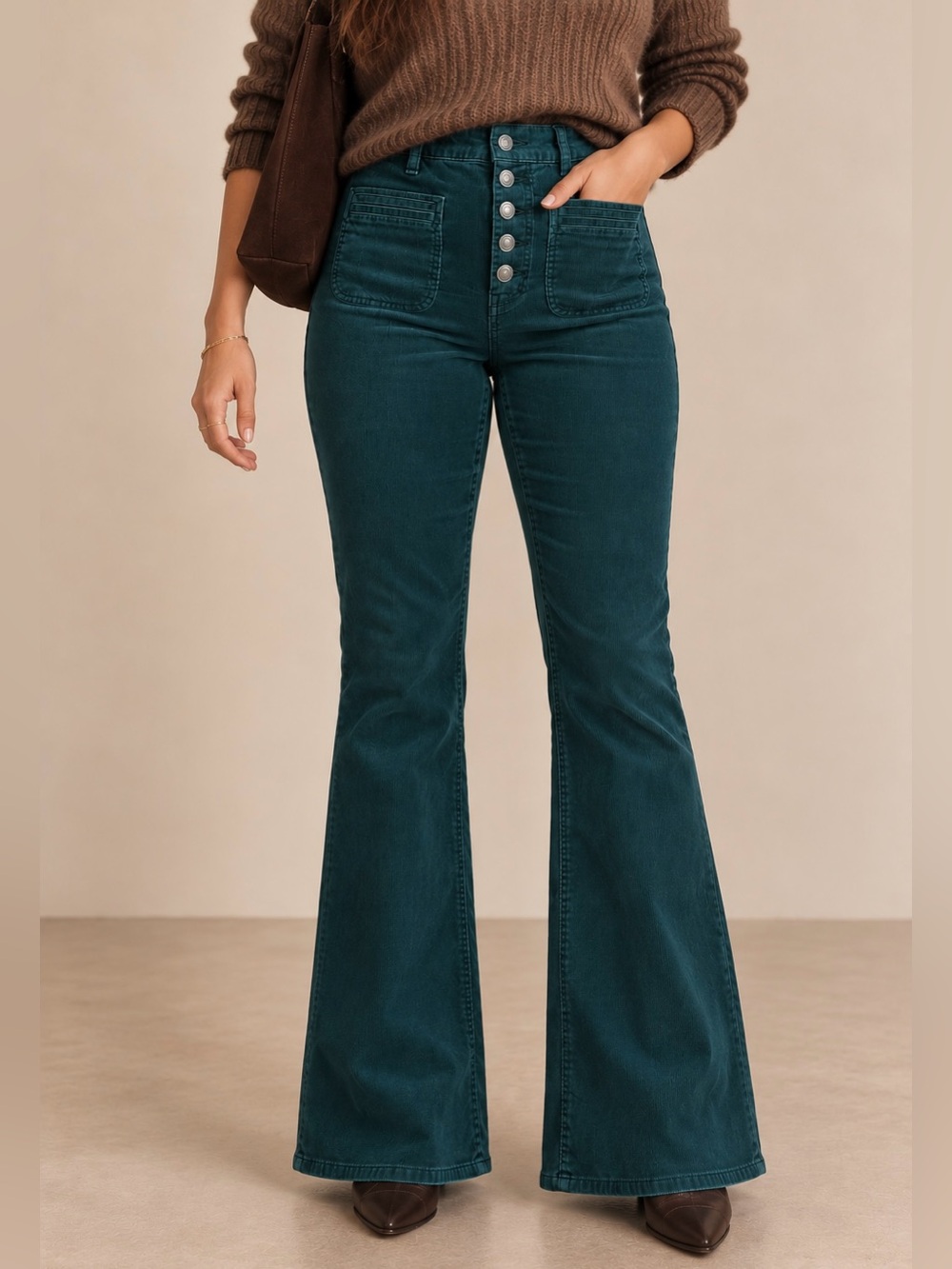 American Eagle Super Hi-Rise Flare Corduroy Pants – Size 6 Regular